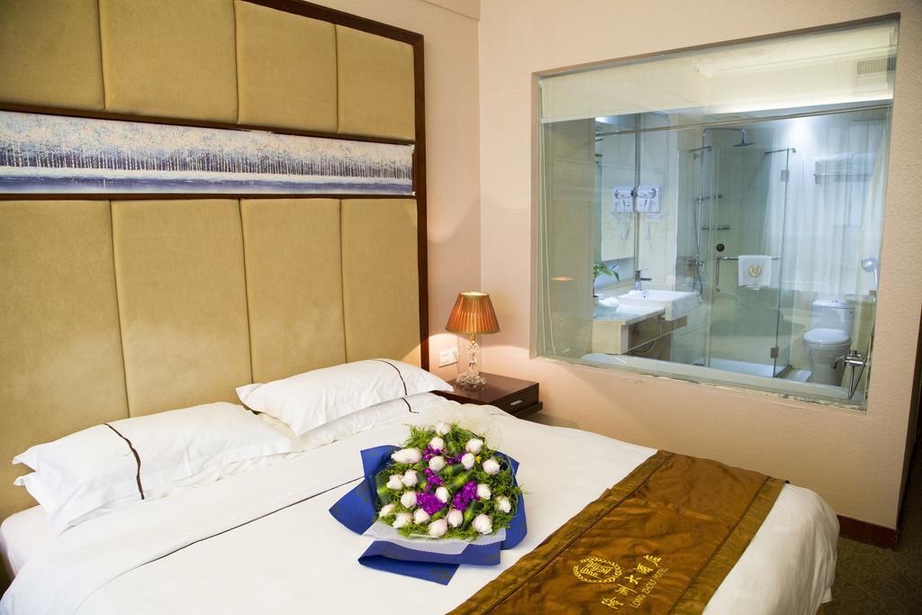 Long Zhou Grand Hotel Гуанчжоу Номер фото