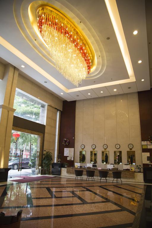 Long Zhou Grand Hotel Гуанчжоу Экстерьер фото
